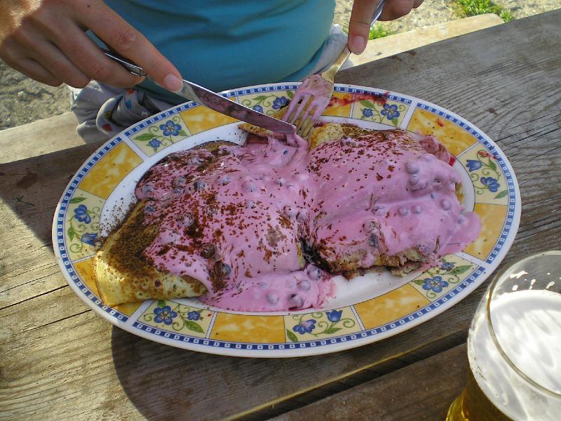 wakacje2008 198.jpg - Nagroda - naleśniki z jagodami - cena promocyjna - dycha.